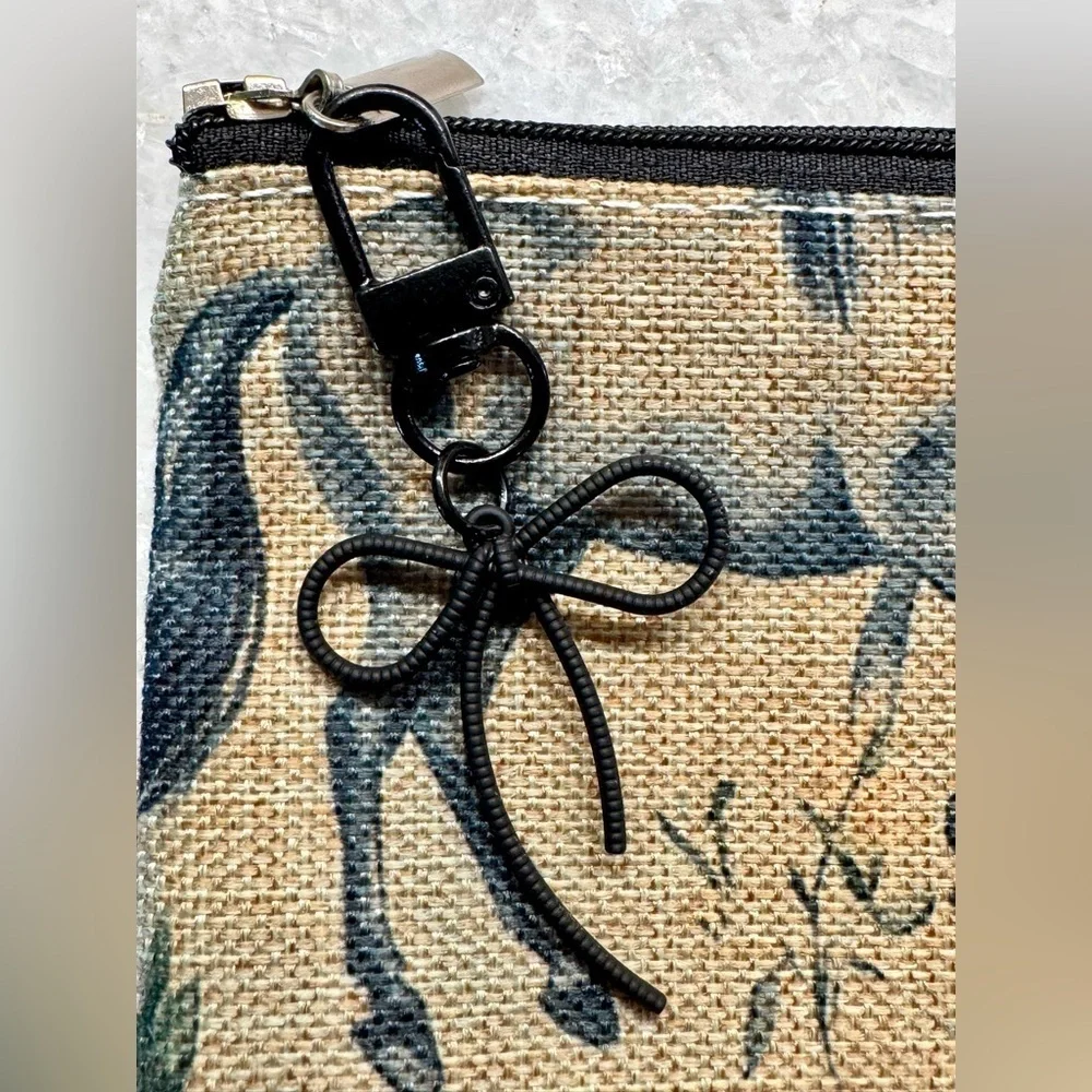 New Horses & Flowers Makeup Cosmetic Tech Pencil Zippered Bag w/ Bow Charm - 10”